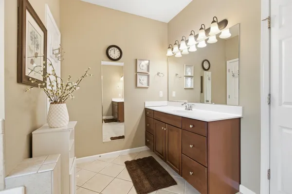 $685,000 | 1037 Nunnery Lane, Nashville, TN 37221