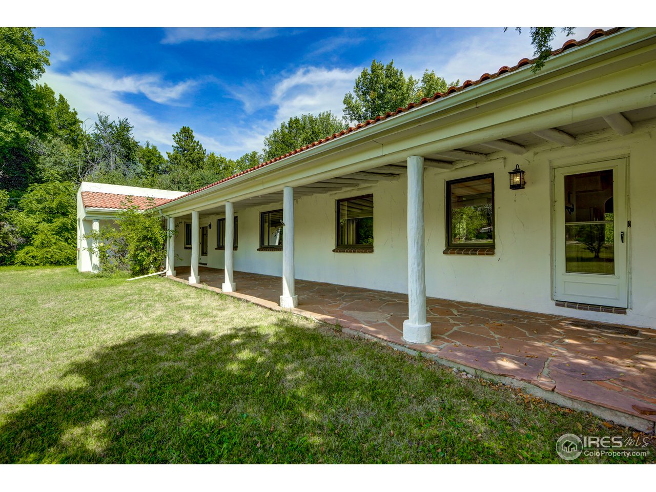 6640 Simms Street Arvada, CO 80004 - Photo 4 of 40