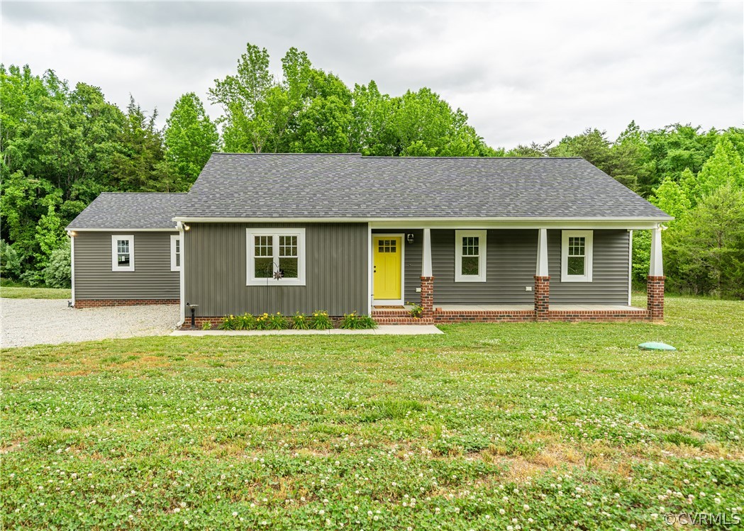 1832 Nichols Road Powhatan, VA 23139 - Photo 2 of 35 Gallery Image 2