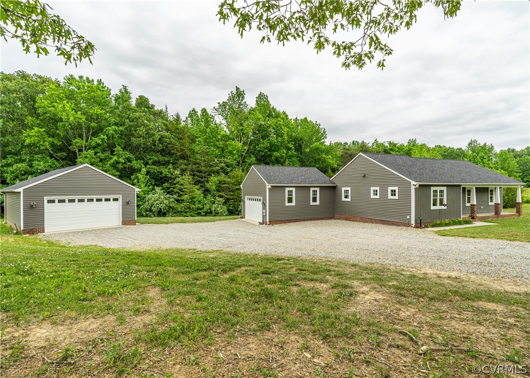 1832 Nichols Road Powhatan, VA 23139 - Photo 29 of 35 Gallery Image 29