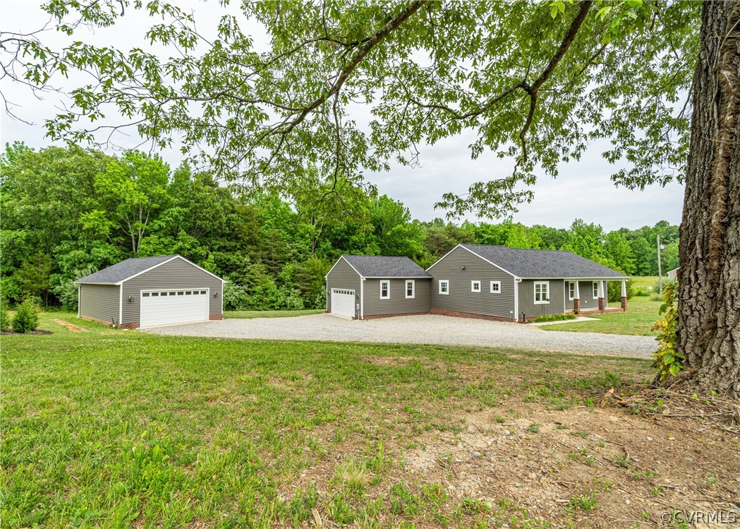 1832 Nichols Road Powhatan, VA 23139 - Photo 3 of 35 Gallery Image 3