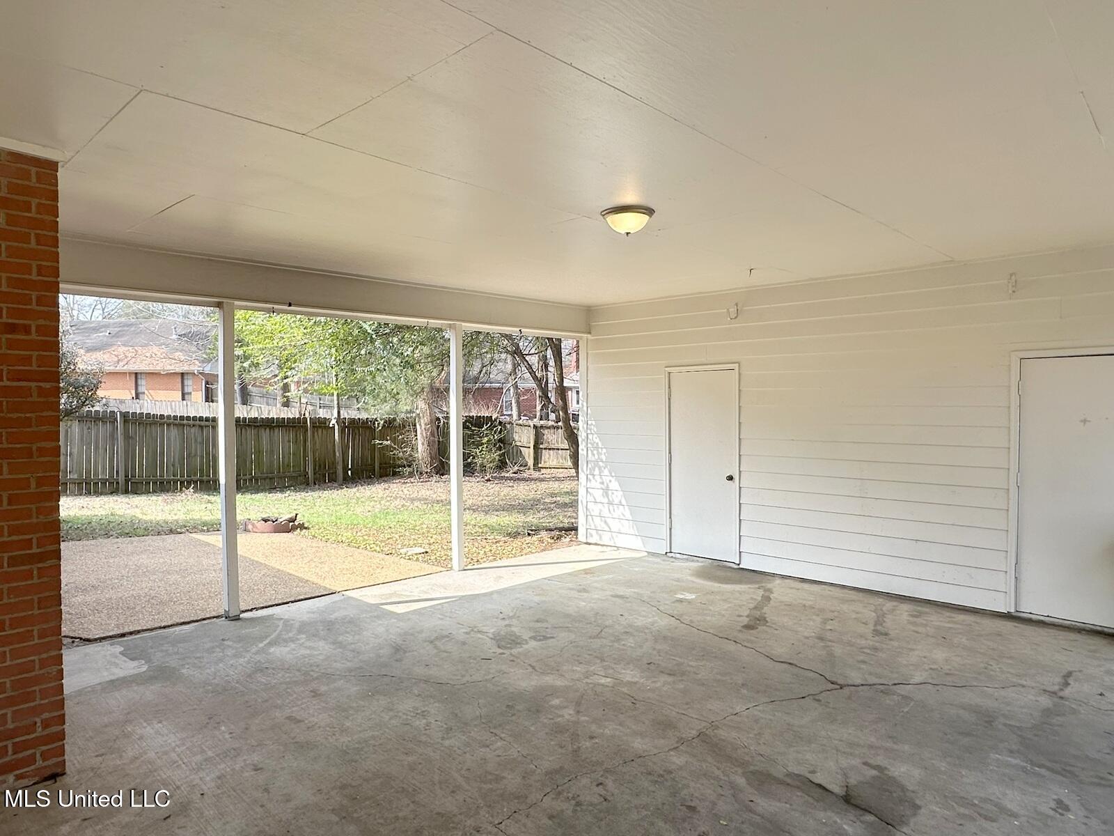 107 Brookhill Cove Ridgeland, MS 39157 - Photo 24 of 28 Carport
