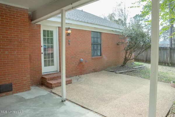 $229,900 | 107 Brookhill Cove, Ridgeland, MS 39157