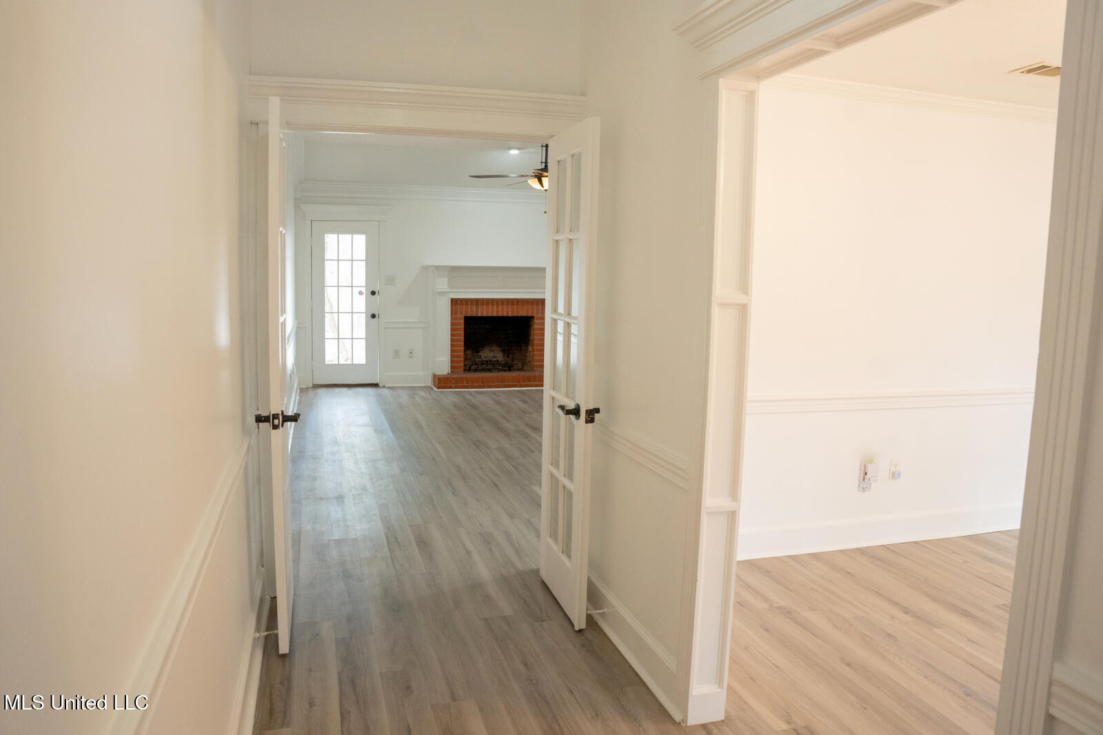 107 Brookhill Cove Ridgeland, MS 39157 - Photo 3 of 28 03-Ridgeland House-25