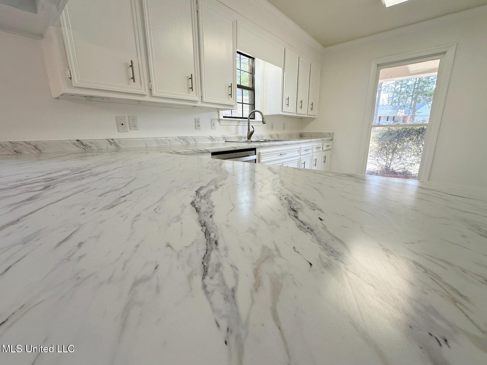 107 Brookhill Cove Ridgeland, MS 39157 - Photo 8 of 28 08-IMG_1975