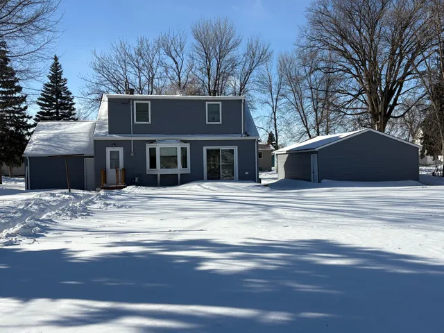 $175,900 | 322 7th Street South, Breckenridge, MN 56520