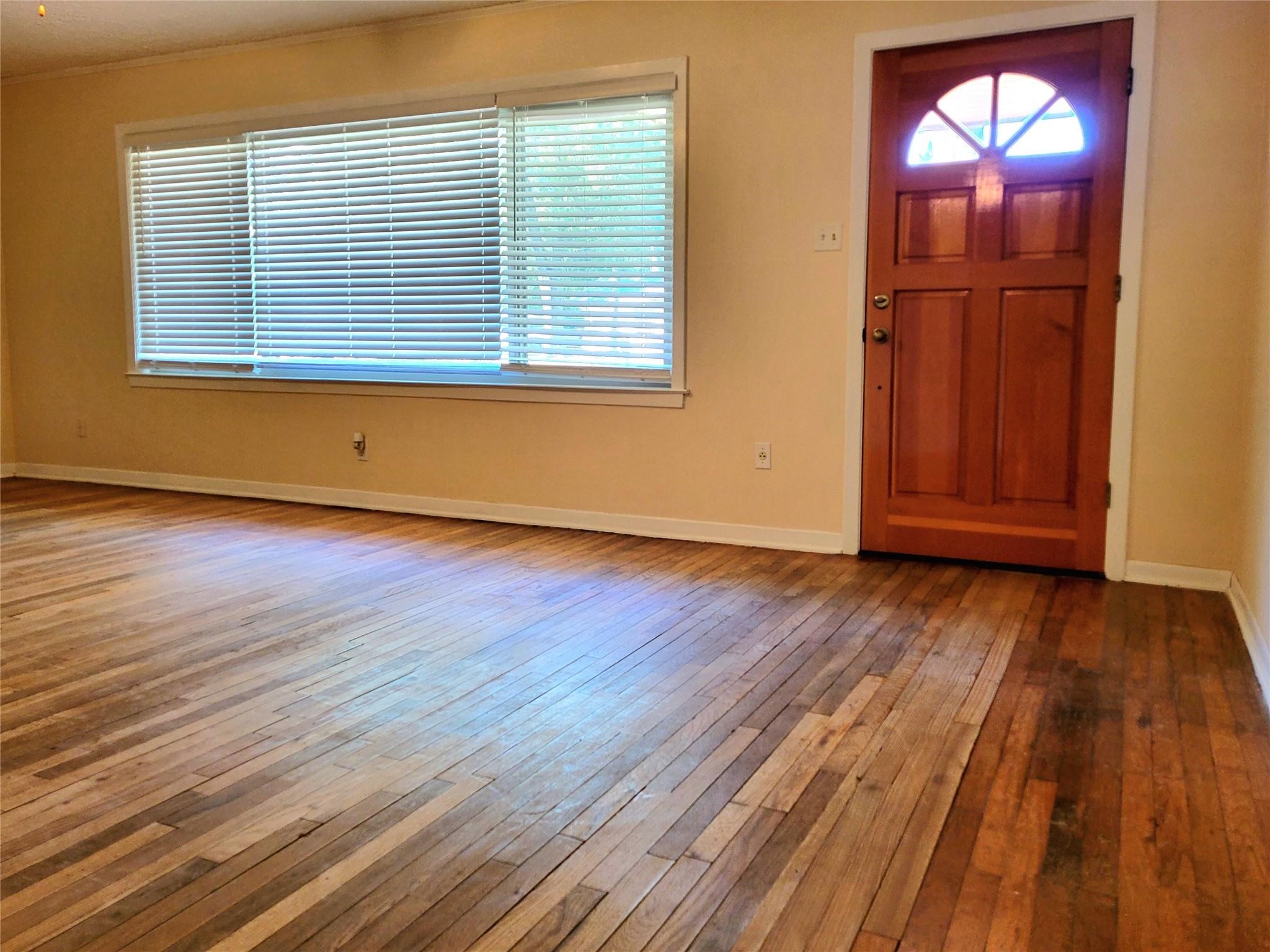 304 Helen Street Cleveland, TX 77328 - Photo 3 of 13