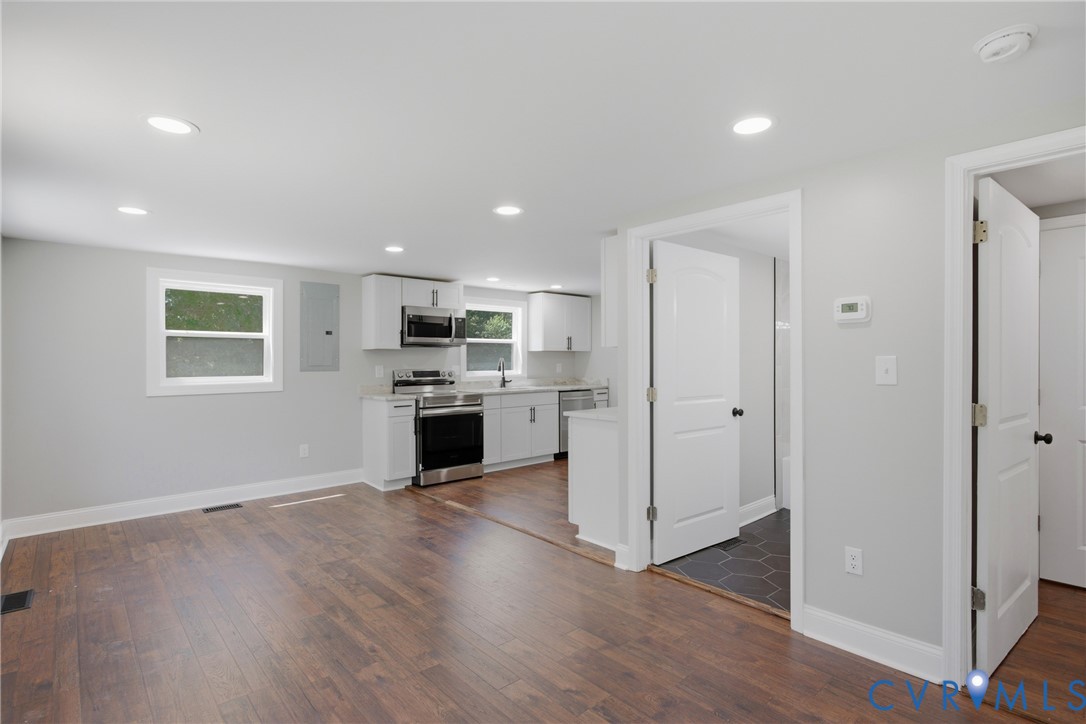 3497 Bumpass Road Beaverdam, VA 23015 - Photo 4 of 28