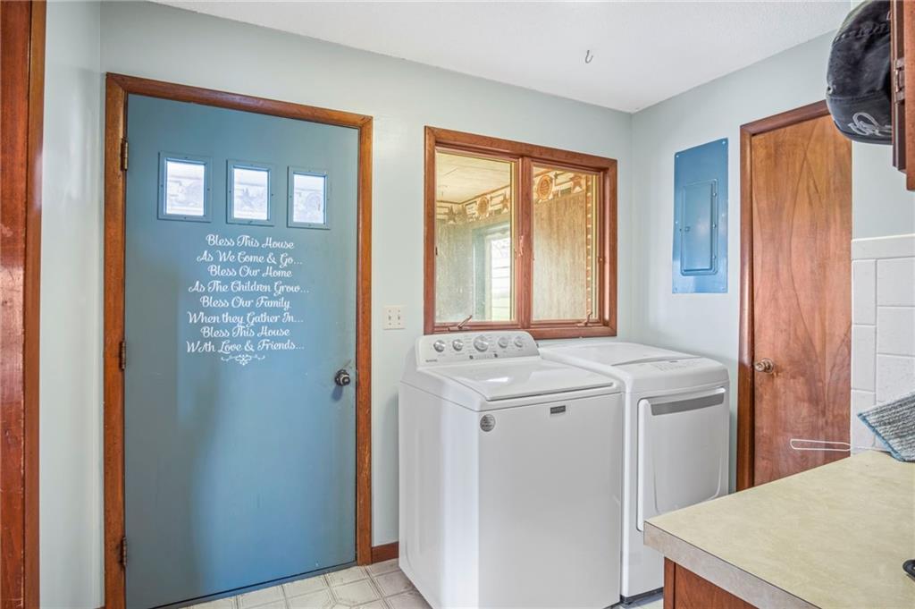 4232 Haskell Road Effingham, KS 66023 - Photo 11 of 33