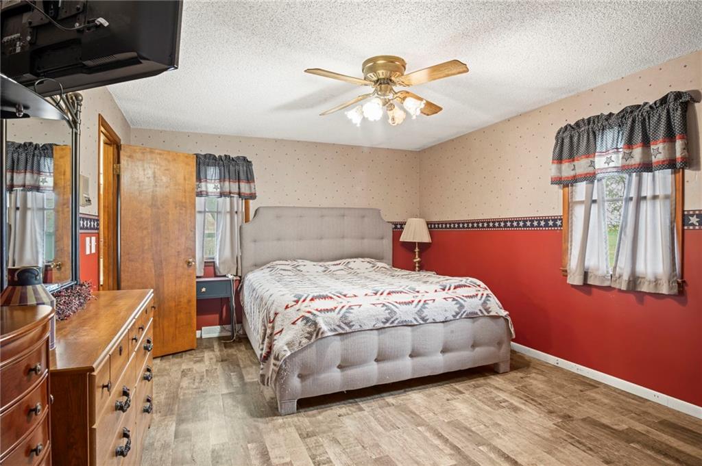 4232 Haskell Road Effingham, KS 66023 - Photo 12 of 33