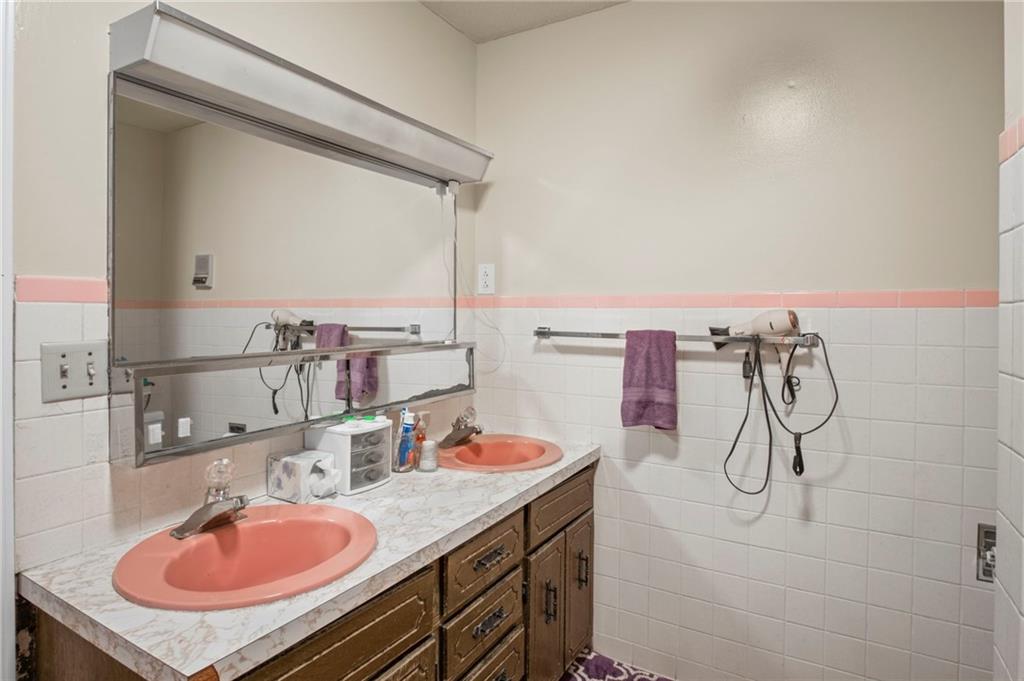 4232 Haskell Road Effingham, KS 66023 - Photo 14 of 33