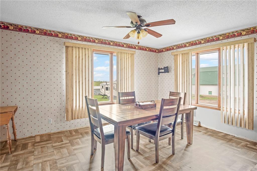 4232 Haskell Road Effingham, KS 66023 - Photo 9 of 33