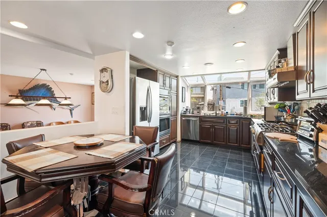 $2,799,000 | 867 Aubrey Court, Unit 1, Hermosa Beach, CA 90254