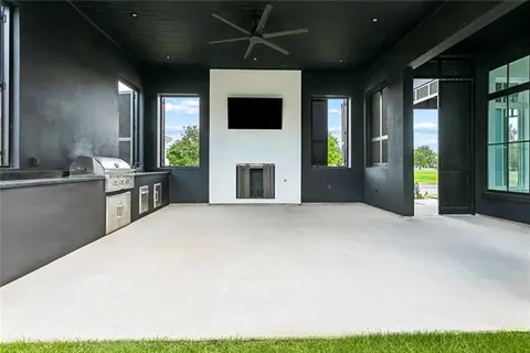 $889,000 | 420 Melrose Avenue, Covington, LA 70433