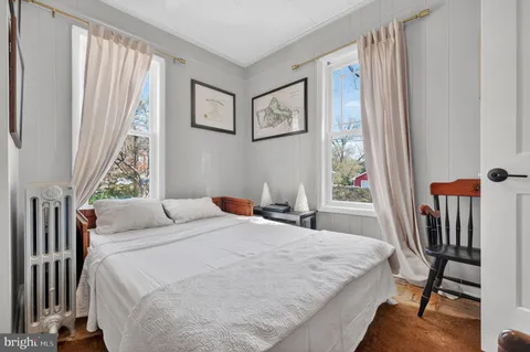 $474,900 | 4810 Fox Street, College Park, MD 20740