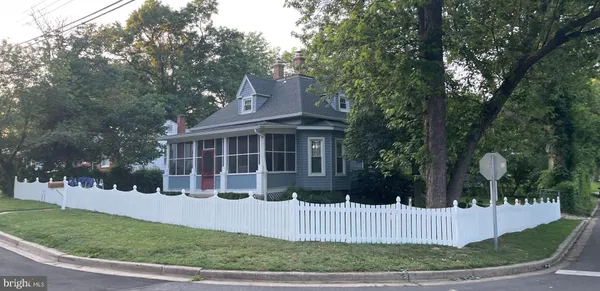 $479,900 | 4810 Fox Street, College Park, MD 20740