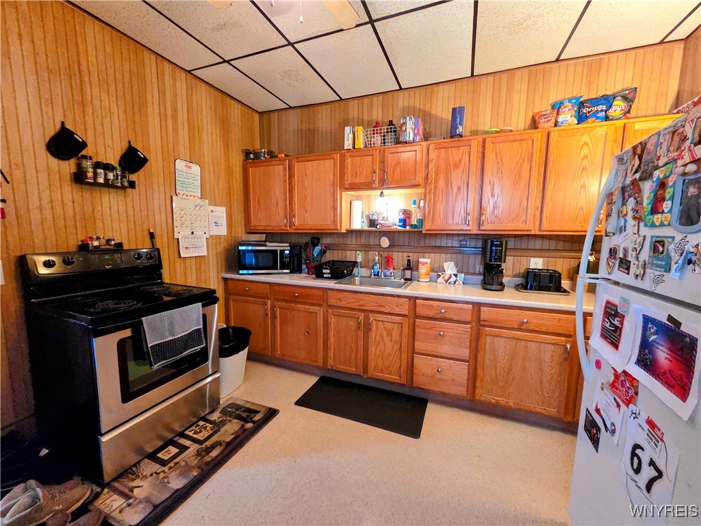 318 Pearl Street Ridgeway, NY 14103 - Photo 6 of 24