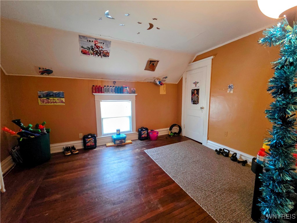 318 Pearl Street Ridgeway, NY 14103 - Photo 8 of 24