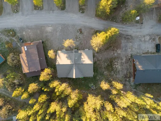 $890,000 | 3770 Arctic Fox Drive, Island Park, ID 83429