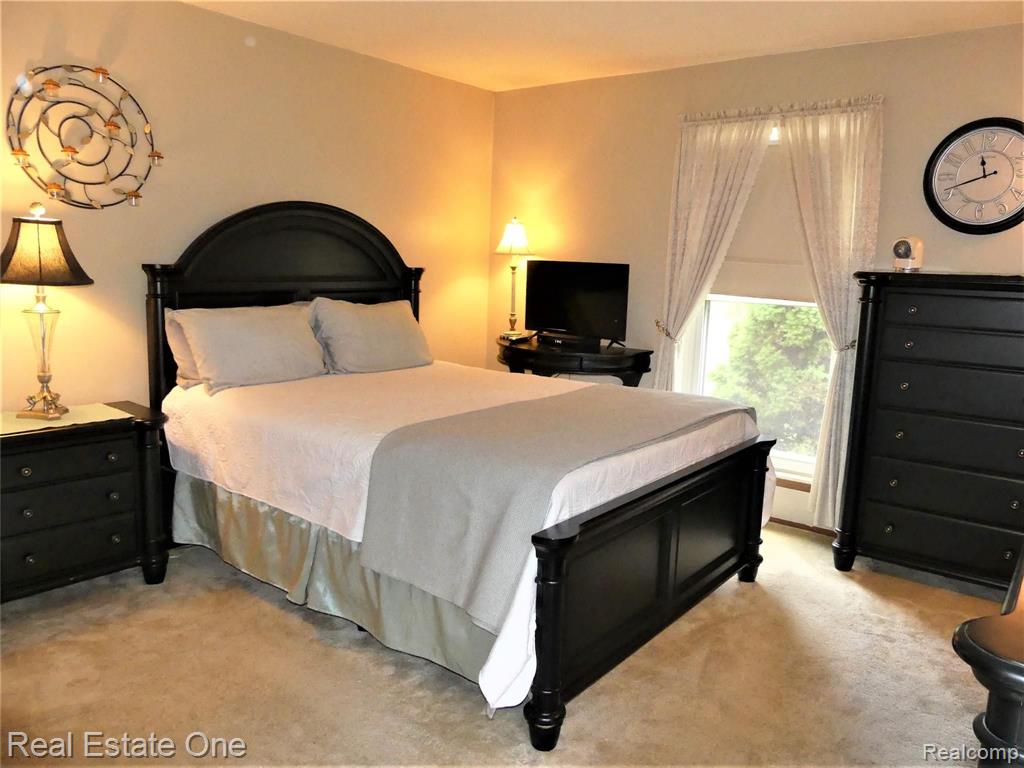 20390 Inkster Road Romulus, MI 48174 - Photo 35 of 49