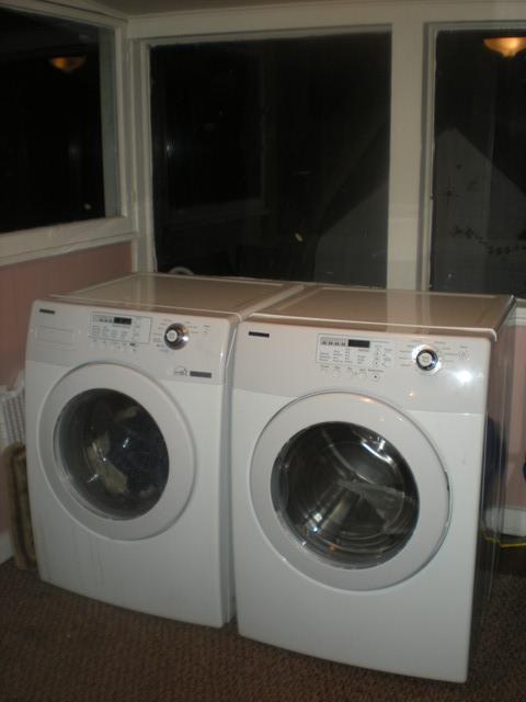 1049 Shady Run Road Vinton, VA 24179 - Photo 19 of 21 laundry room off master