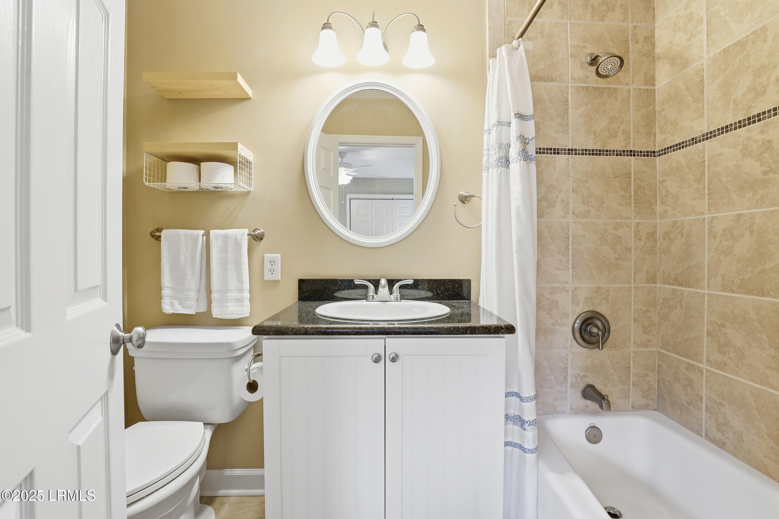 1 Gloucester Road, Unit 305 Hilton Head Island, SC 29928 - Photo 37 of 65 56_ecp_032