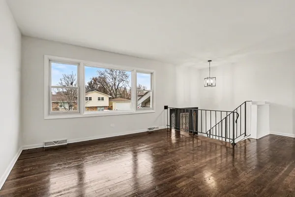 $379,900 | 6607 163rd Place, Tinley Park, IL 60477