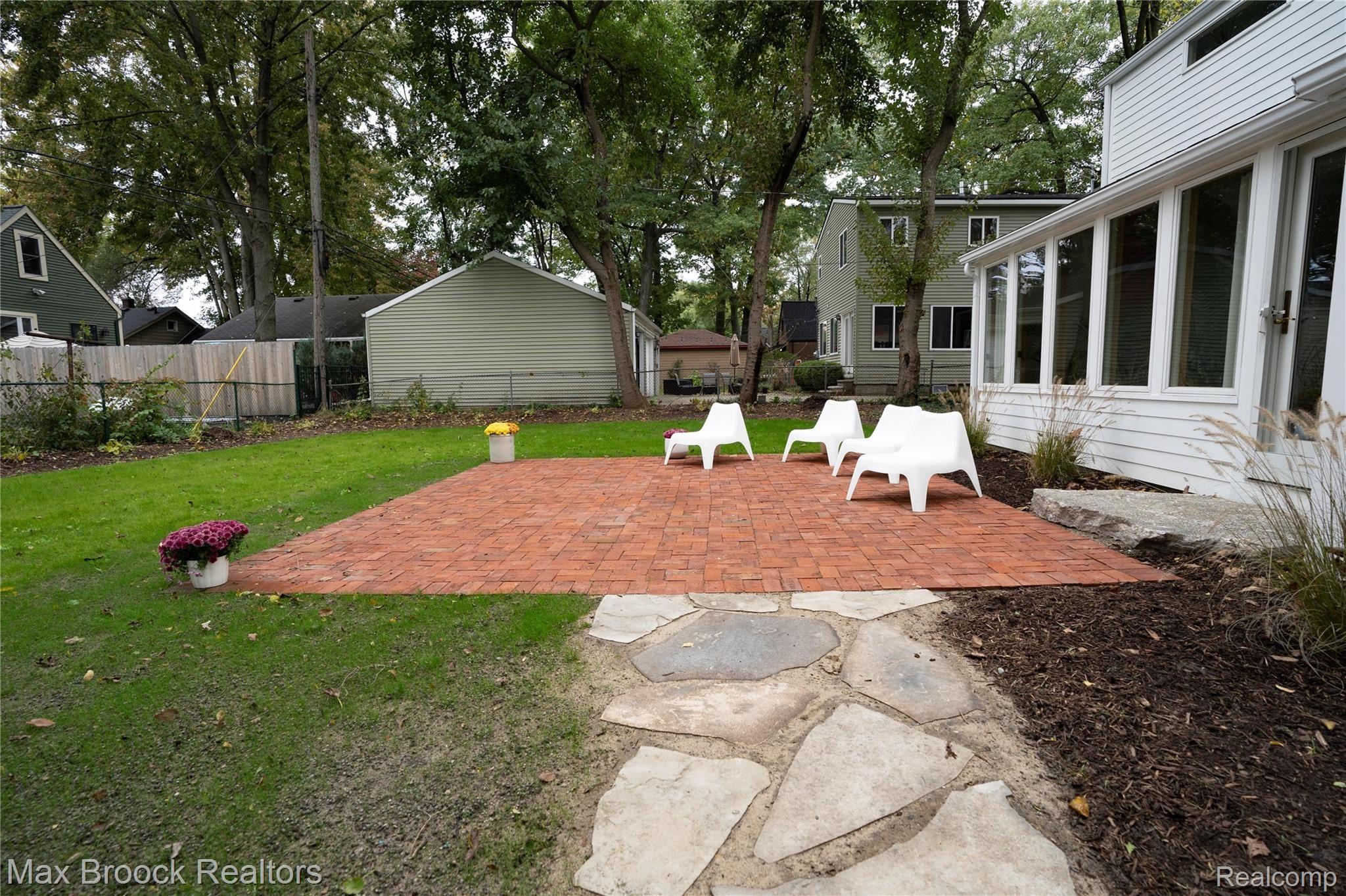 90 Amherst Road Pleasant Ridge, MI 48069 - Photo 36 of 43 All new patio