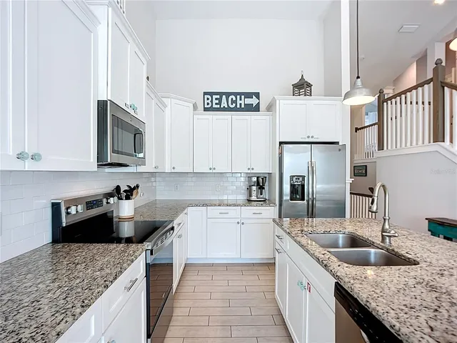 $1,495,000 | 313 58th Street, Unit B, Holmes Beach, FL 34217