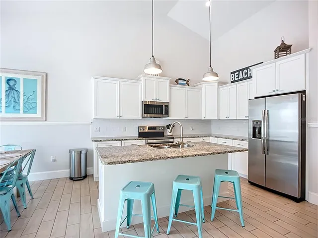 $1,495,000 | 313 58th Street, Unit B, Holmes Beach, FL 34217