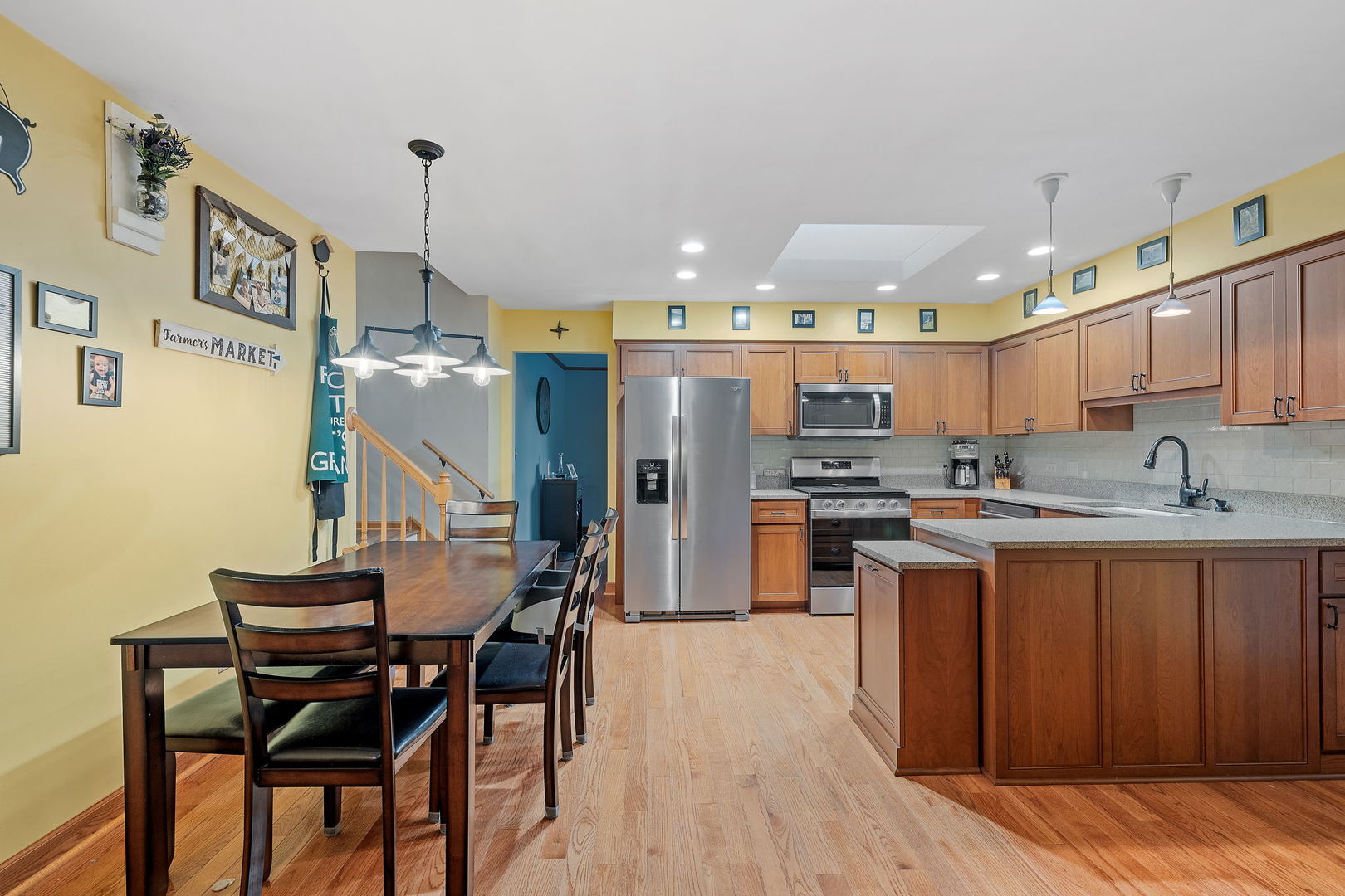 16528 Edgewood Road Plainfield, IL 60586 - Photo 7 of 29 Gallery Image 7