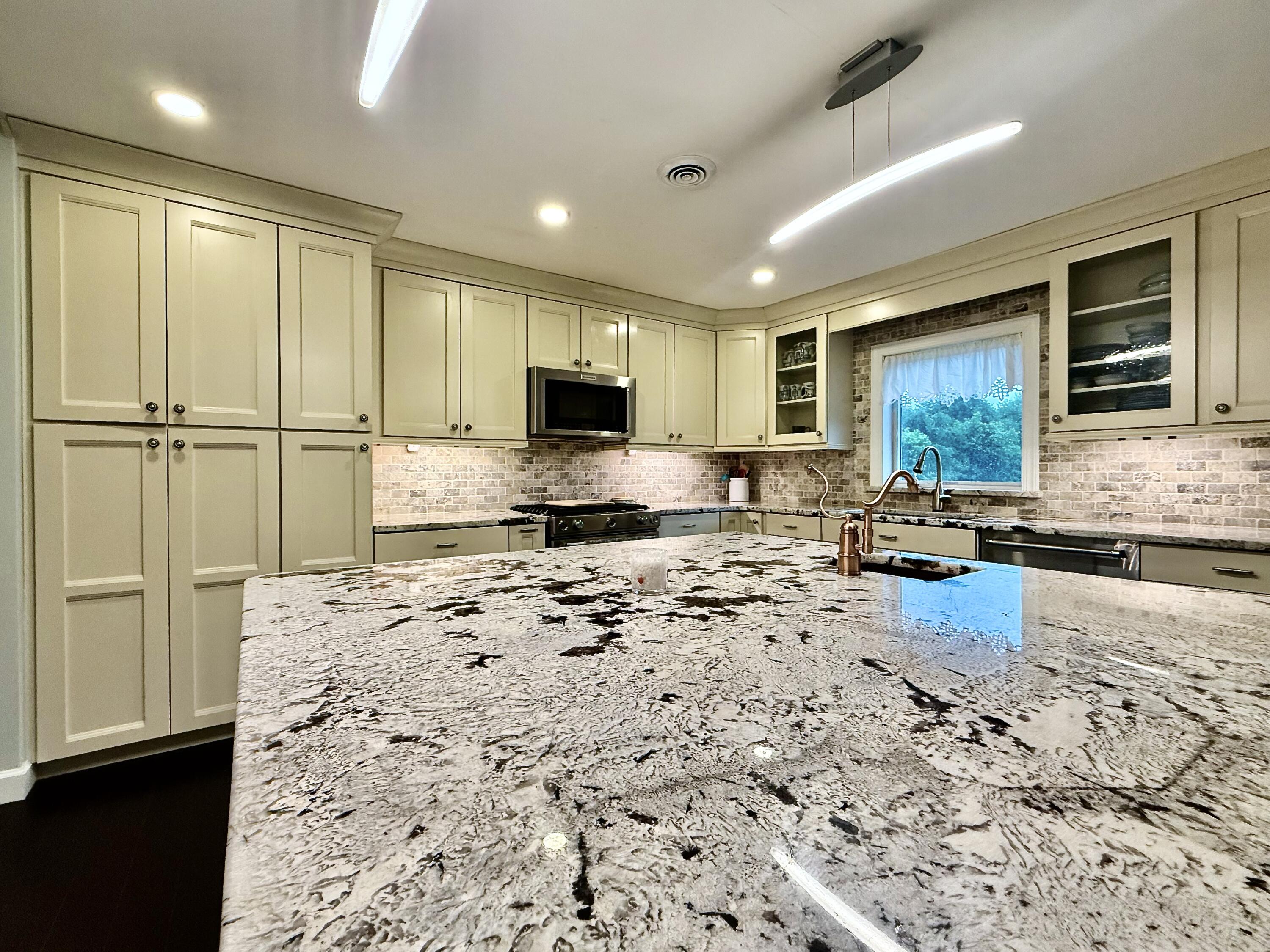 196 Low Road Malone, NY 12953 - Photo 5 of 16