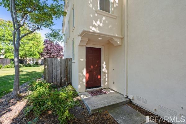 7531 Imperata Lane San Ramon, CA 94582 - Photo 4 of 37 a backyard of a house with trees