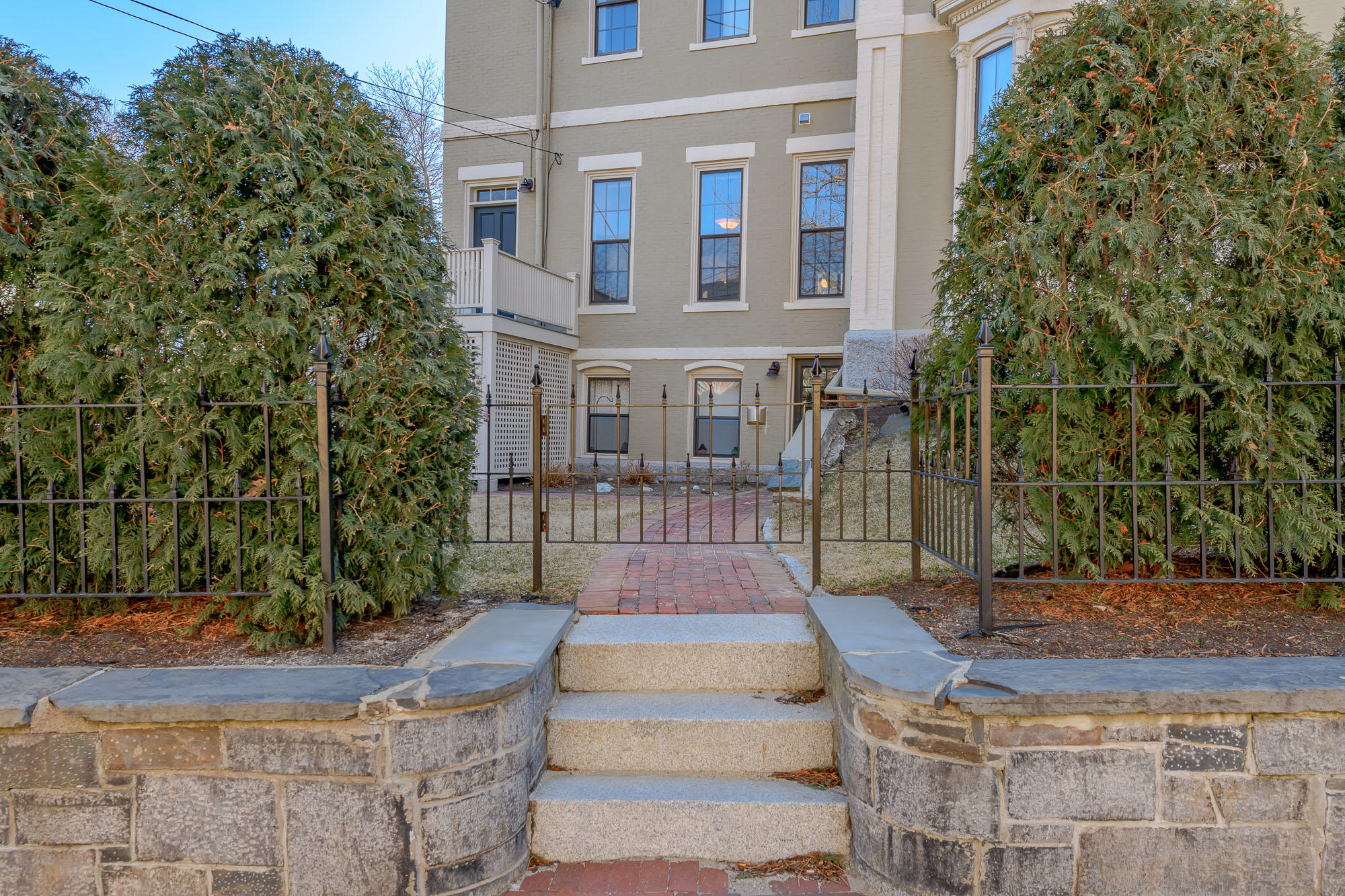 727 Congress Street, Unit 3 Portland, ME 04101 - Photo 23 of 32 727 Congress Street_4_PGM_Print