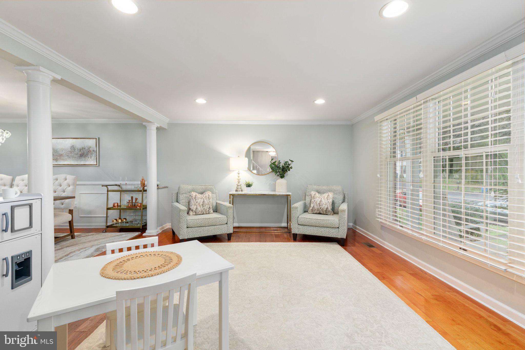 12256 Angel Wing Court Reston, VA 20191 - Photo 3 of 49 Gallery Image 3