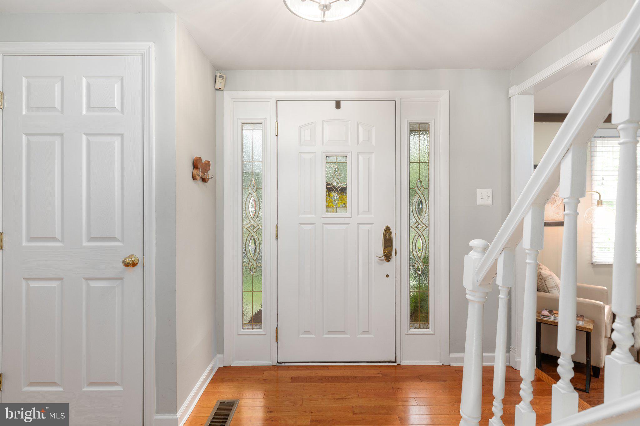 12256 Angel Wing Court Reston, VA 20191 - Photo 6 of 49 Gallery Image 6