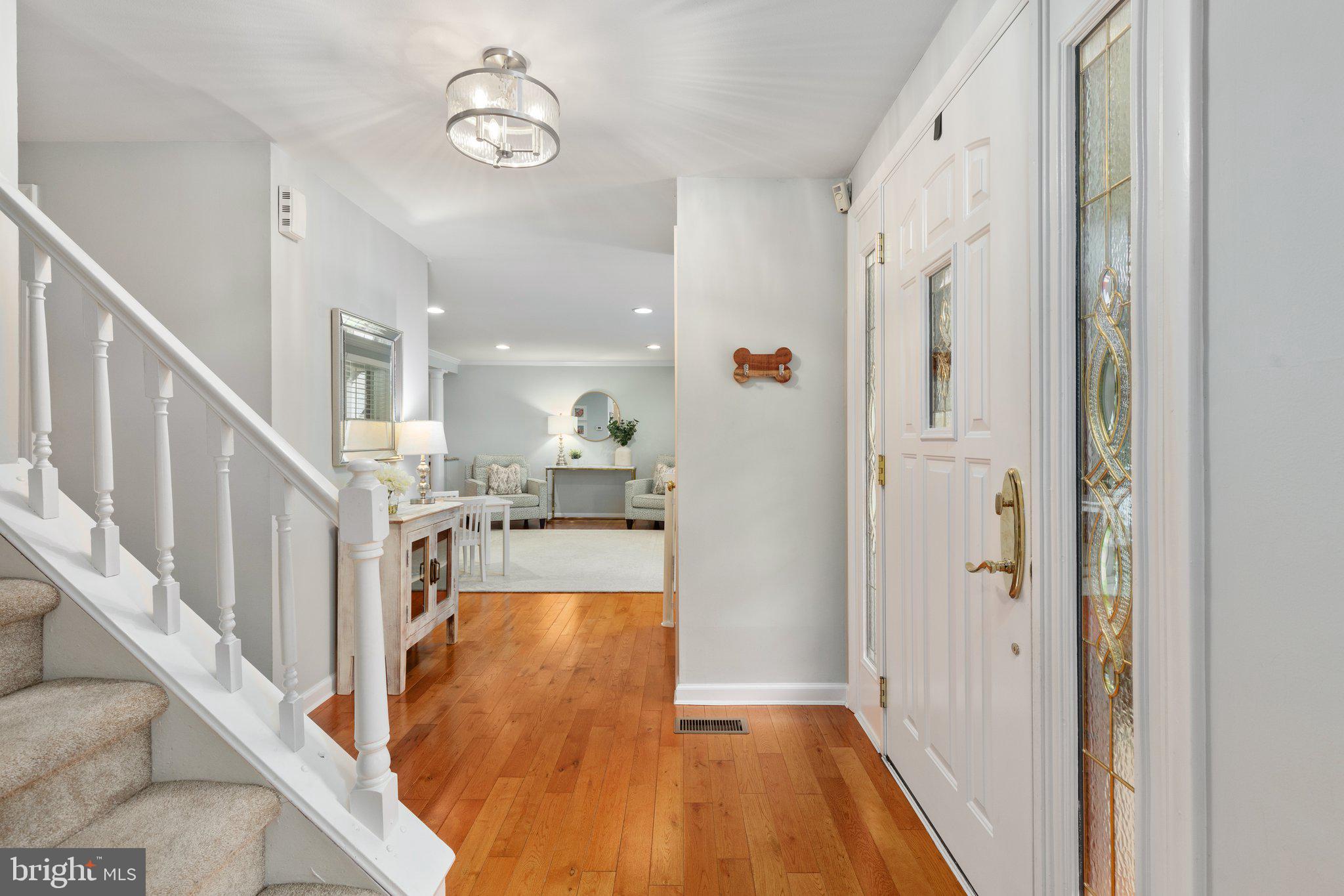 12256 Angel Wing Court Reston, VA 20191 - Photo 7 of 49 Gallery Image 7
