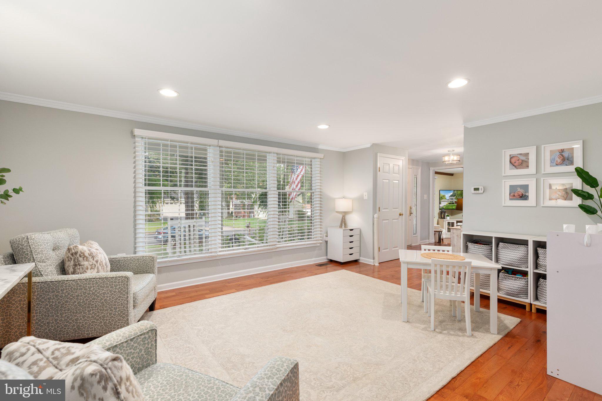 12256 Angel Wing Court Reston, VA 20191 - Photo 8 of 49 Gallery Image 8