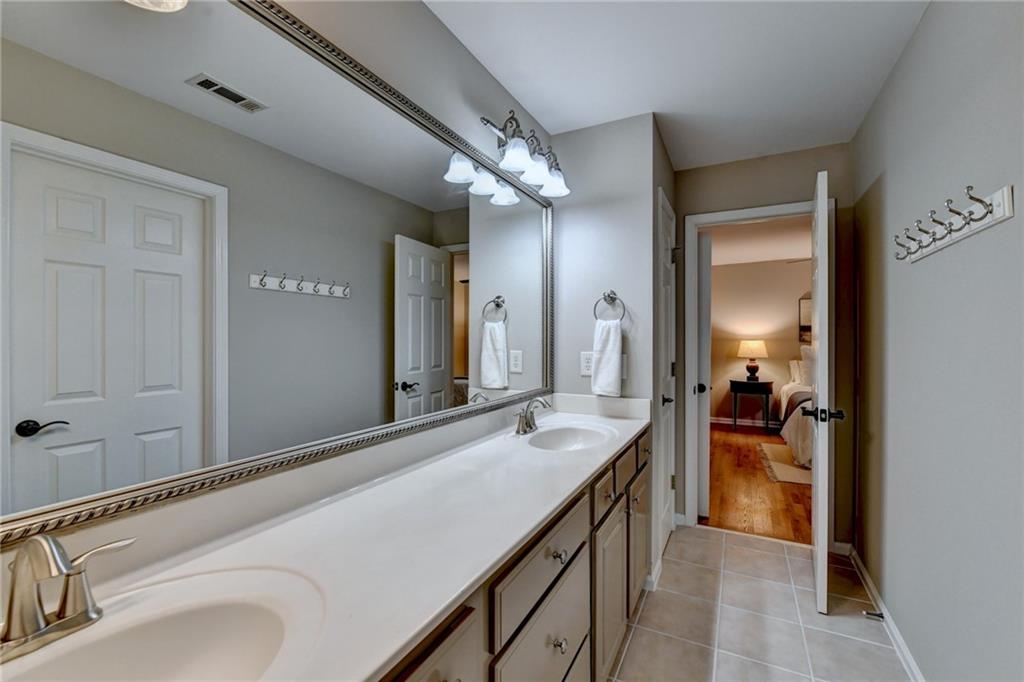 4871 Tarry Post Lane Suwanee, GA 30024 - Photo 62 of 131