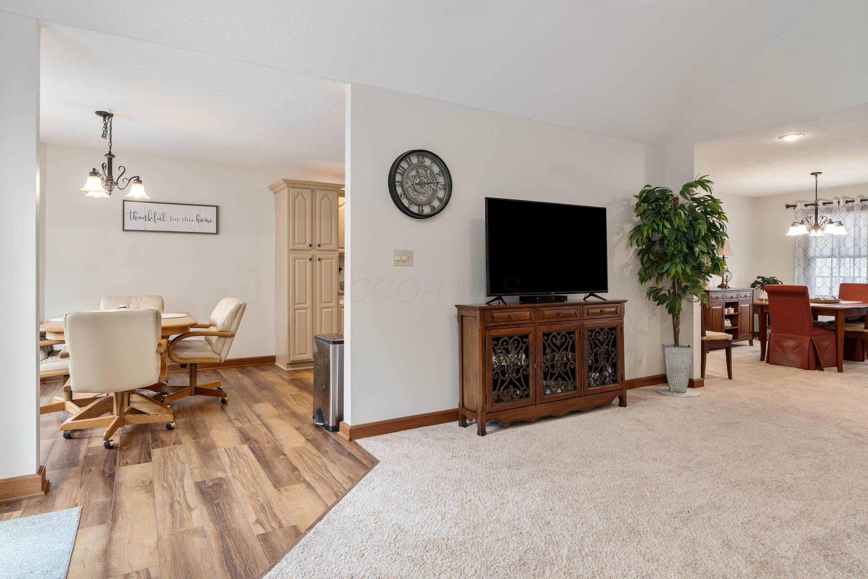1007 Ridge Drive Circleville, OH 43113 - Photo 9 of 46 1007 Ridge Dr_09