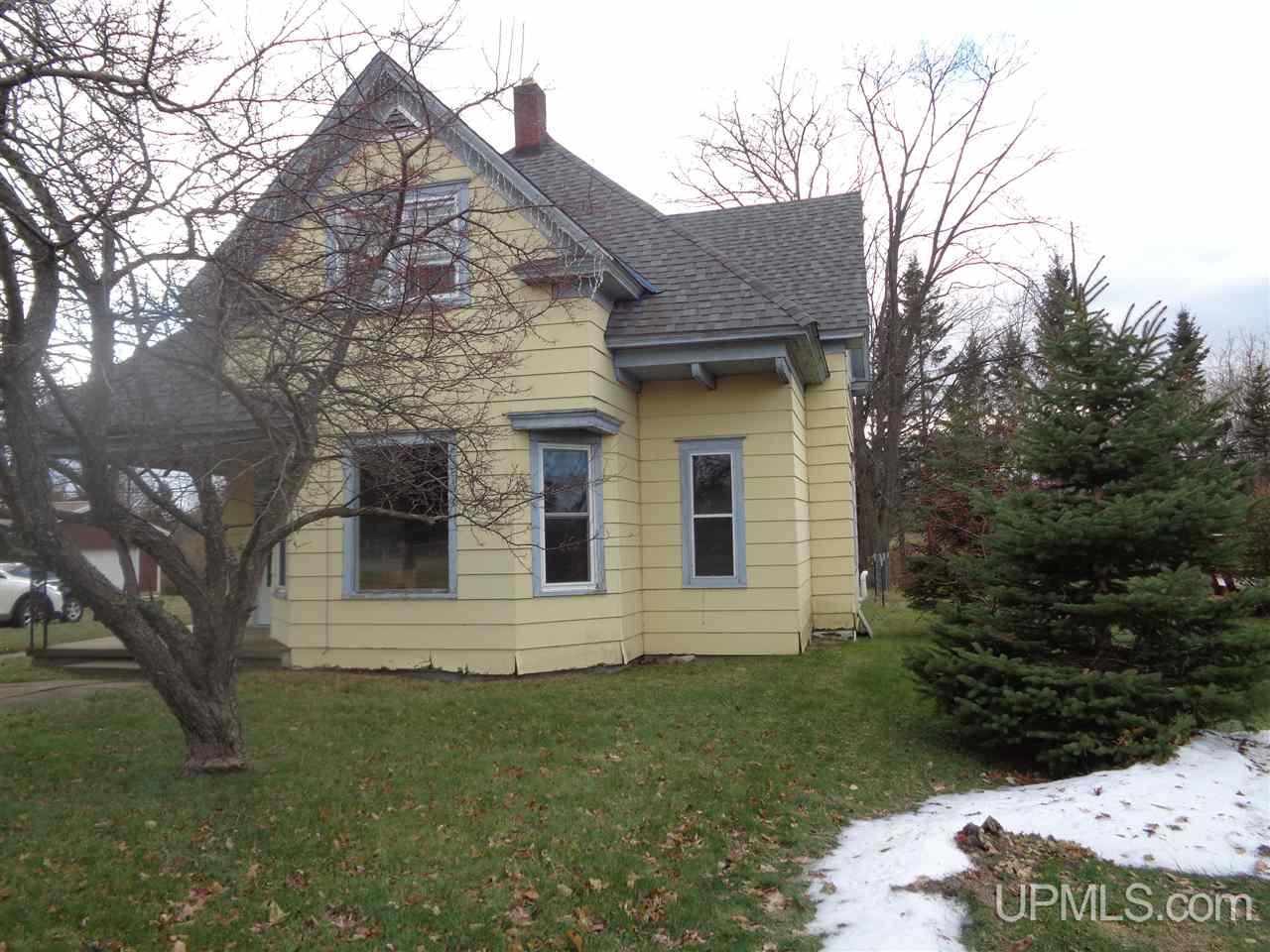 324 Greenland Road Ontonagon, MI 49953 - Photo 2 of 13