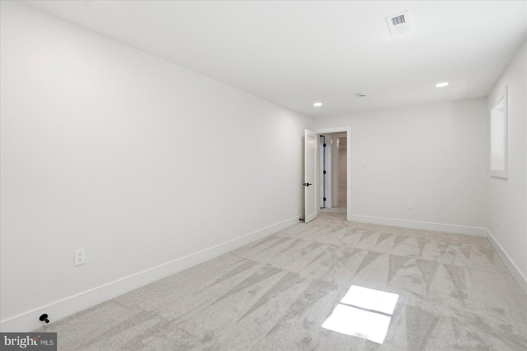 813 Stags Head Road Baltimore, MD 21286 - Photo 37 of 43 Gallery Image 37