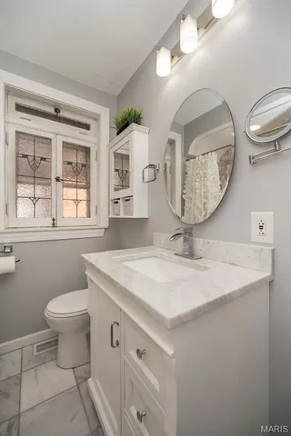 $309,000 | 5458 Murdoch Avenue, St. Louis, MO 63109