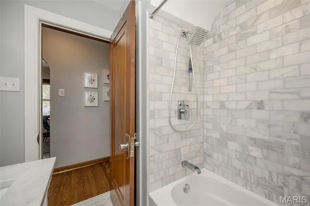 $309,000 | 5458 Murdoch Avenue, St. Louis, MO 63109