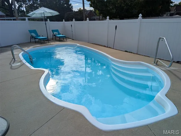 $309,000 | 5458 Murdoch Avenue, St. Louis, MO 63109