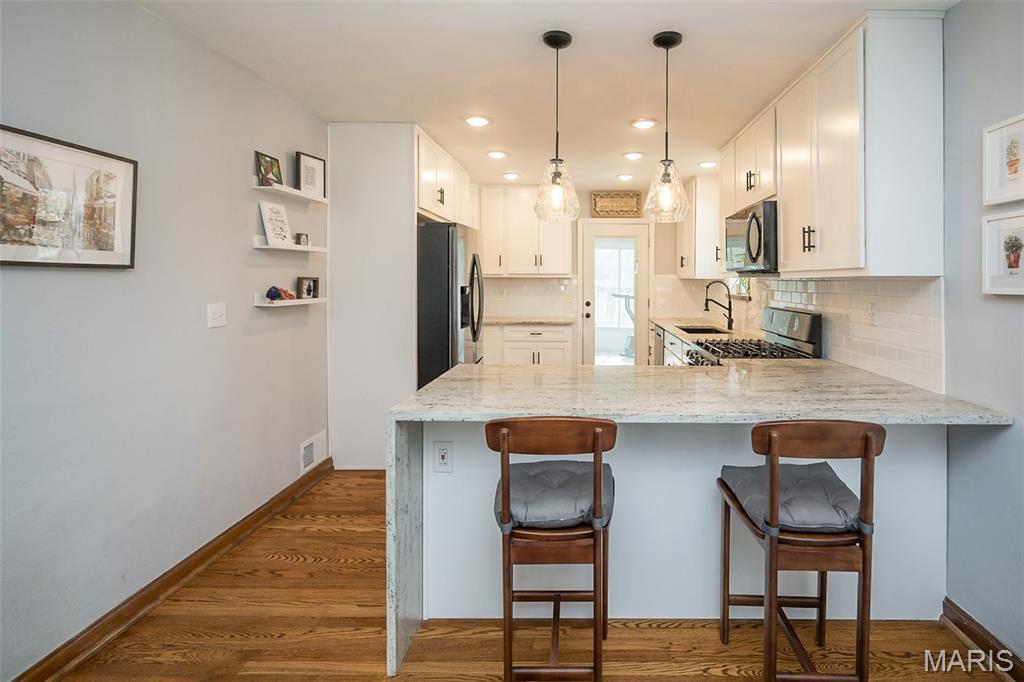 5458 Murdoch Avenue St. Louis, MO 63109 - Photo 7 of 22