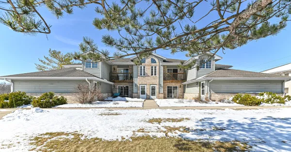 $269,900 | W196S8322 Providence Way, Muskego, WI 53150