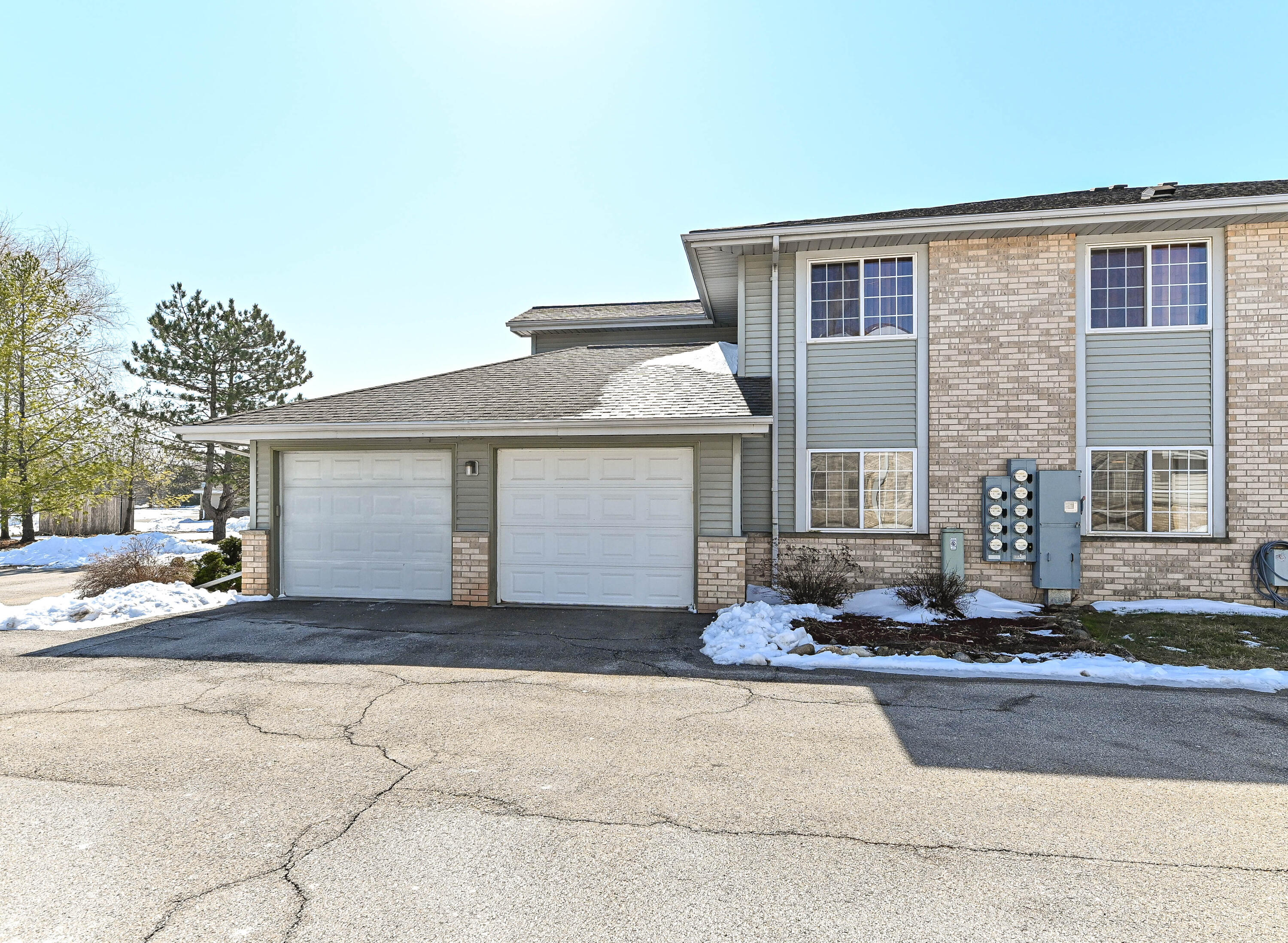 W196S8322 Providence Way Muskego, WI 53150 - Photo 13 of 14 Attached Garage