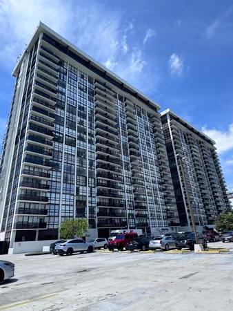 $350,000 | 600 Northeast 36th Street, Unit 1112, Miami, FL 33137