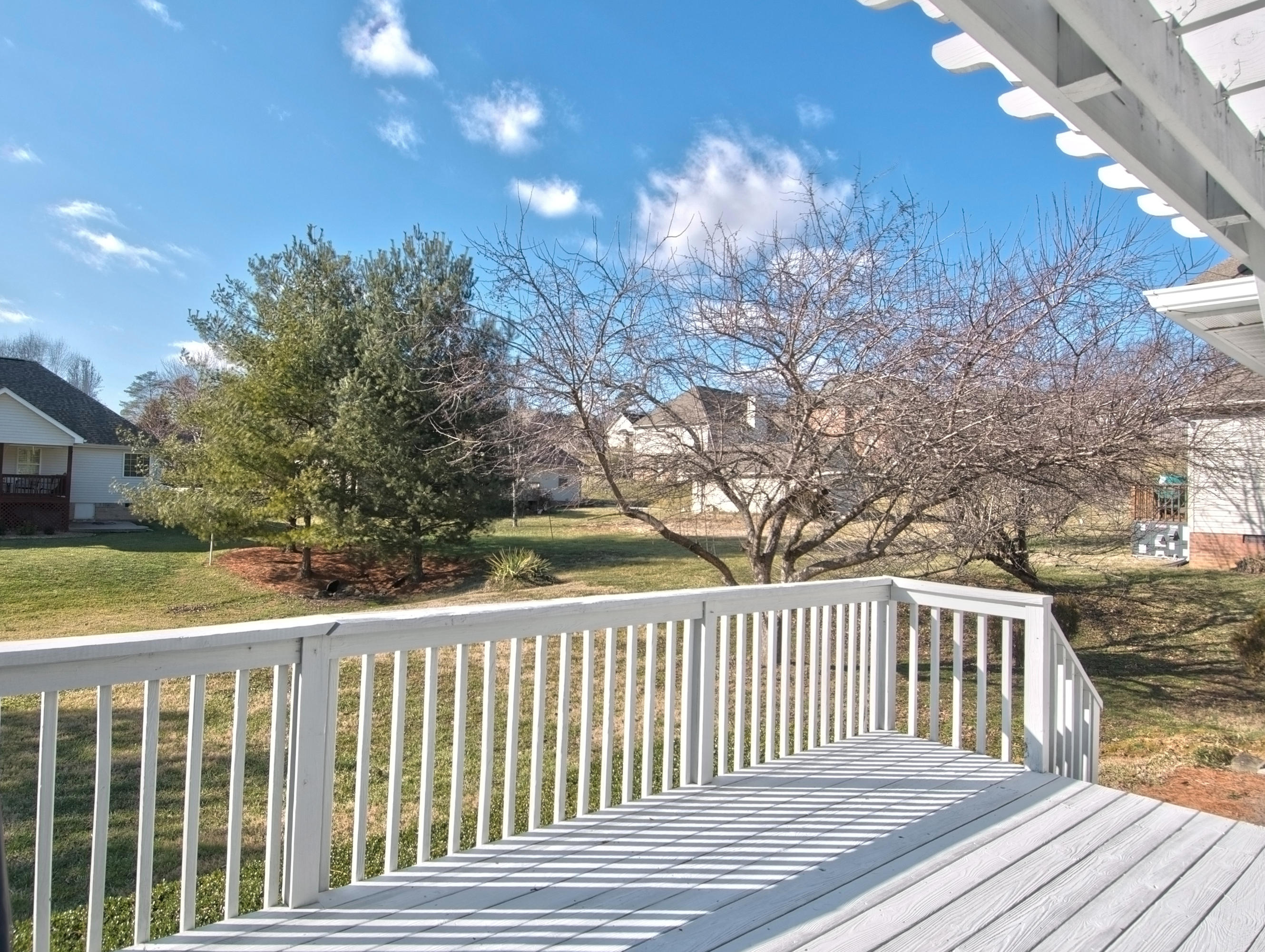 7612 Wilderness Path Road Corryton, TN 37721 - Photo 18 of 21 Deck